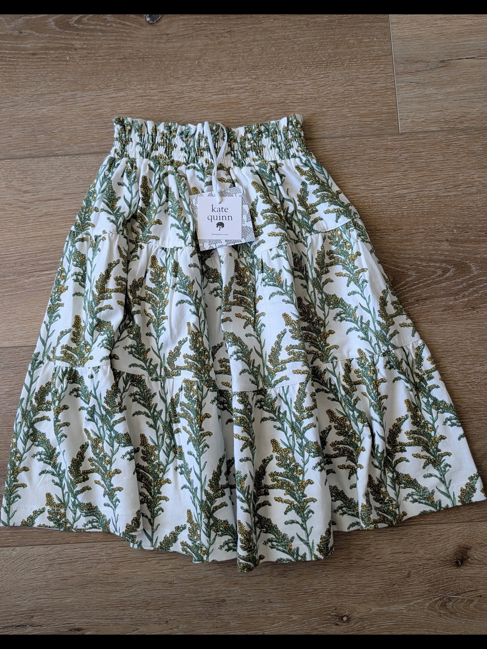 kate quinn 3t Floral Tiered Twirling Skirt with Garden Botanical Print NEW